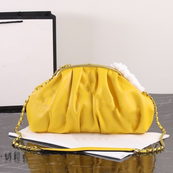 desinger bag elegant badge evening bag cloud crossbody bag different logo design shapes unique clutch bag for women cute shoulder bag high g
desinger bag elegant badge evening bag cloud crossbody bag different logo design shapes unique clutch bag for women cute shoulder bag high g