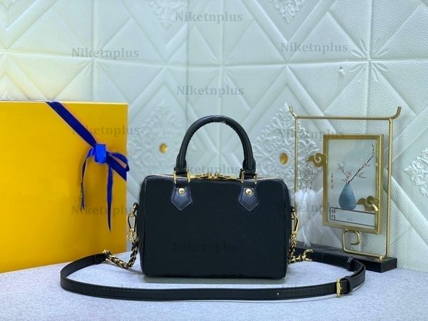 23ss speedy 20 women's boston bag with braided chain leather strap designer speedy bandouliere 20cm m22286 rose pink m22596 blue
23ss speedy 20 women's boston bag with braided chain leather strap designer speedy bandouliere 20cm m22286 rose pink m22596 blue