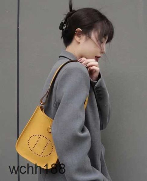 leather bags designer evelyns tote bag genuine real 2023 herma mini crossbody layer togo calf lychee pattern bucket women's
leather bags designer evelyns tote bag genuine real 2023 herma mini crossbody layer togo calf lychee pattern bucket women's