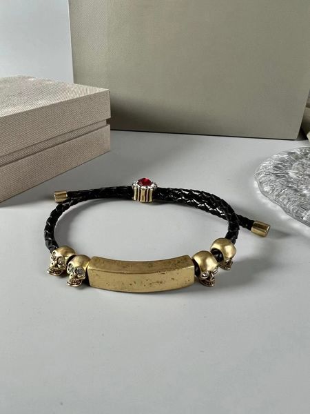 chains men's and women's fashion popular chain bracelet high-grade genuine leather gem diamond bracelet, Black
chains men's and women's fashion popular chain bracelet high-grade genuine leather gem diamond bracelet, Black