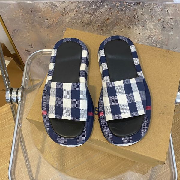 new slippers 2023 designer scuffs classic flat heel summer lazy fashion brand letter mens women letter ladies breathable slippers, Black
new slippers 2023 designer scuffs classic flat heel summer lazy fashion brand letter mens women letter ladies breathable slippers, Black