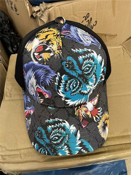 fashion baseball cap for casual sports letter caps new products sunshade hat personality simple hat 2023bb, Black;white
fashion baseball cap for casual sports letter caps new products sunshade hat personality simple hat 2023bb, Black;white