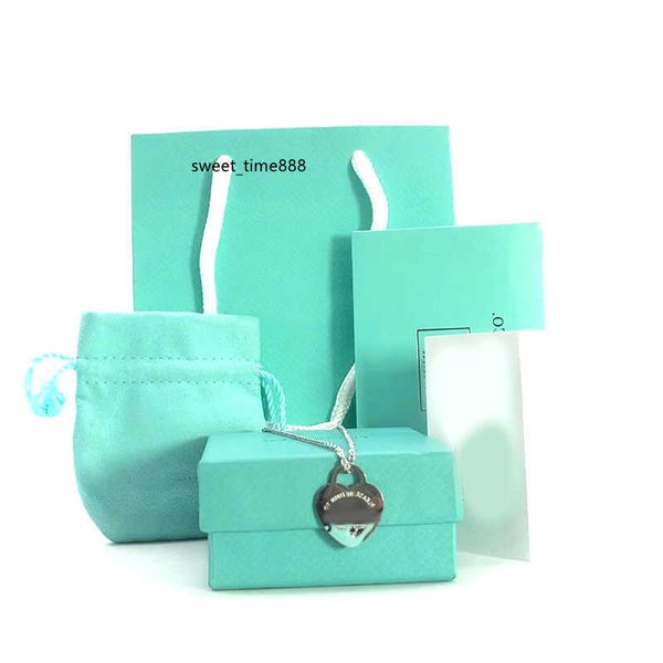 heart necklace womens stainless steel 19mm couple pendant blue pink green red jewelry on the neck valentine day gift for girlfriend accessor, Silver
heart necklace womens stainless steel 19mm couple pendant blue pink green red jewelry on the neck valentine day gift for girlfriend accessor, Silver