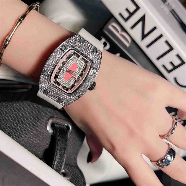 luxury milles 2023 new premium wine barrel shape red lip luxury richards full diamond large dial quartz watch women's watch ayw, Slivery;golden
luxury milles 2023 new premium wine barrel shape red lip luxury richards full diamond large dial quartz watch women's watch ayw, Slivery;golden