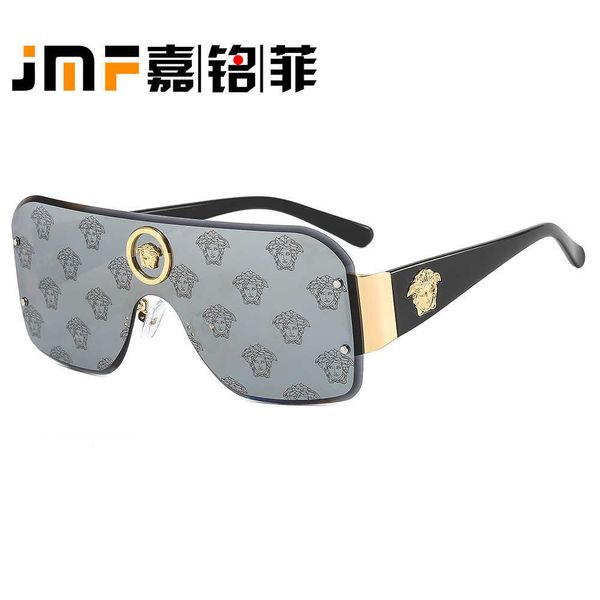 fashion head fan family personality conjoined slice sunglasses men's and women's rivet watermark glasses, White;black
fashion head fan family personality conjoined slice sunglasses men's and women's rivet watermark glasses, White;black
