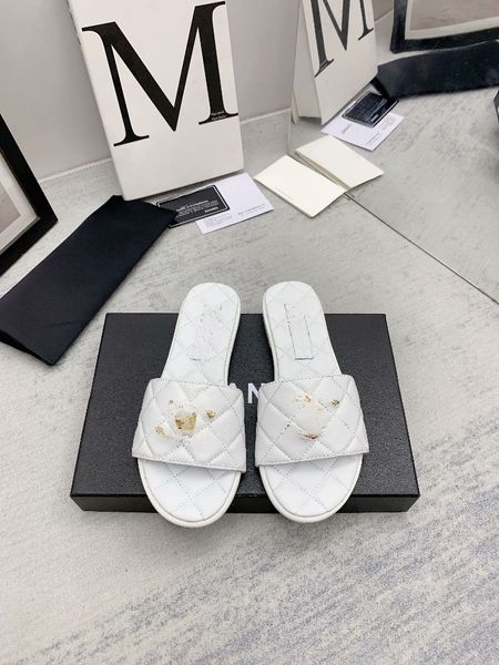2023 s designer summer women slippers, luxury brand genuine leather flat shoes, black, white and khaki colors available comfortable and fash
2023 s designer summer women slippers, luxury brand genuine leather flat shoes, black, white and khaki colors available comfortable and fash