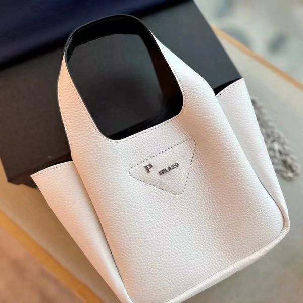 luxury designer cowhide leather triangle prad basket bag womens totes travel fashion cross body shopping luggage bag mens handbag purse wall
luxury designer cowhide leather triangle prad basket bag womens totes travel fashion cross body shopping luggage bag mens handbag purse wall