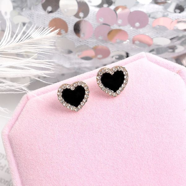 2023 womens geometric round pearl stud charm earrings luxury designer earring brand letter crystal rhinestone earring 18k gold plated women, Golden;silver
2023 womens geometric round pearl stud charm earrings luxury designer earring brand letter crystal rhinestone earring 18k gold plated women, Golden;silver