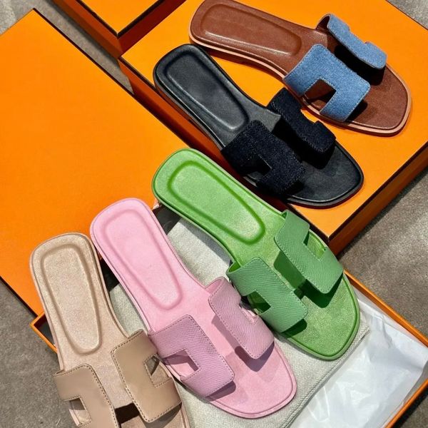 luxury women's sandals designer leather sandals summer flat shoes fashion beach and beach women's slippers h letter slippers 35-42, Black
luxury women's sandals designer leather sandals summer flat shoes fashion beach and beach women's slippers h letter slippers 35-42, Black
