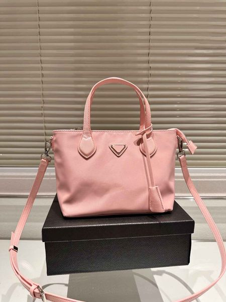 womens designer bag luxury tote bag fashions ladies totes bags three shoulder crossbody handbags classic shopping sac
womens designer bag luxury tote bag fashions ladies totes bags three shoulder crossbody handbags classic shopping sac