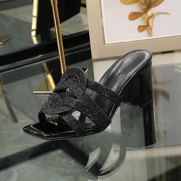 Luxury Brand Designer Women's Platform Perforated Sandals Made of Transparent Material Fashion Sexy Cute Sunshine Beach Men's Lace Box 0601, 06
Luxury Brand Designer Women's Platform Perforated Sandals Made of Transparent Material Fashion Sexy Cute Sunshine Beach Men's Lace Box 0601, 06