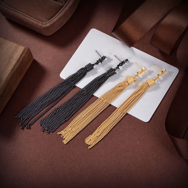 2023 luxury fashion dangle women's stud designer tassel chain style ear pat stud earrings no box, Silver
2023 luxury fashion dangle women's stud designer tassel chain style ear pat stud earrings no box, Silver