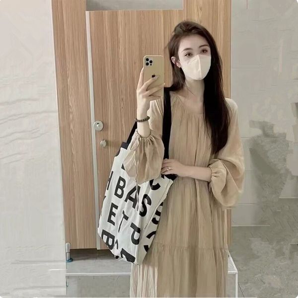 spring and autumn new khaki dress loose and comfortable long sleeve dress, Black;gray
spring and autumn new khaki dress loose and comfortable long sleeve dress, Black;gray