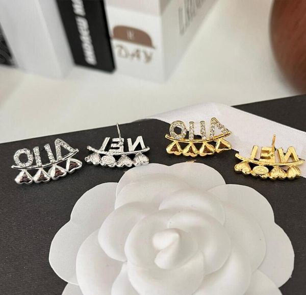 fashion stud earrings luxury designer brand double letter crystal rhinestone heart earring women girl wedding 18k gold plated jewelry access, Silver
fashion stud earrings luxury designer brand double letter crystal rhinestone heart earring women girl wedding 18k gold plated jewelry access, Silver