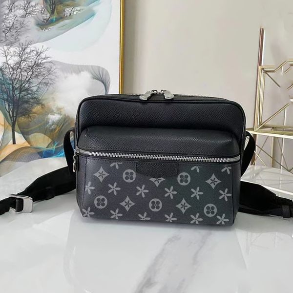 embossing m30830 m69443 trio outdoor gym bag handbag crossbody women man genuine leather luxury clutch bags designer the tote flower travel
embossing m30830 m69443 trio outdoor gym bag handbag crossbody women man genuine leather luxury clutch bags designer the tote flower travel