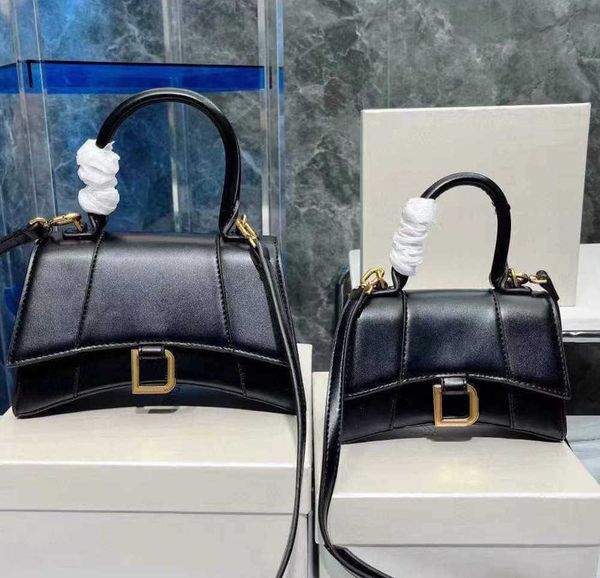 shoulder bagss 2022 lady shopping fashion handbags women totes cross body half moon luxury genuine leather classic retro 22
shoulder bagss 2022 lady shopping fashion handbags women totes cross body half moon luxury genuine leather classic retro 22