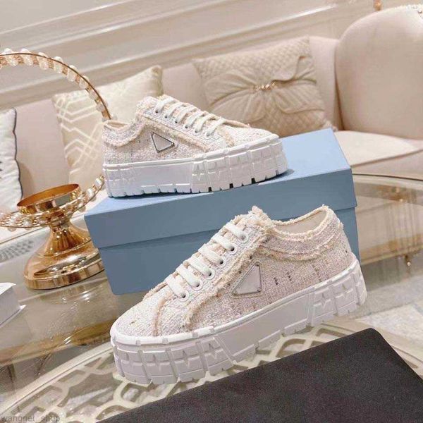 shoes the latest thick bottom fashion with metal triangle buckle sneaker canvas sheepskin good, Black
shoes the latest thick bottom fashion with metal triangle buckle sneaker canvas sheepskin good, Black