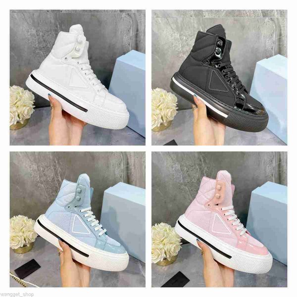 2022luxury designer women casual shoes high-sneaker shiny leather and re-nylon recycled nylon lining removable insole fashion trendy good, Black
2022luxury designer women casual shoes high-sneaker shiny leather and re-nylon recycled nylon lining removable insole fashion trendy good, Black