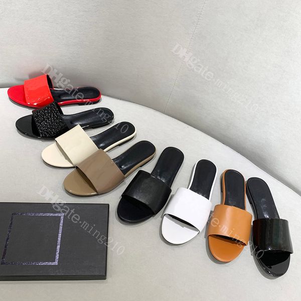 2023 new womens designer sandal leather summer fashion sandal slippers foothold ladies pink black g luxury flat sandal sandal rubber flat le
2023 new womens designer sandal leather summer fashion sandal slippers foothold ladies pink black g luxury flat sandal sandal rubber flat le
