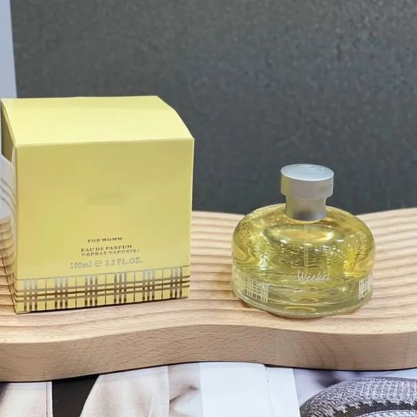 Weekend perfume 100ml women fragrance 3.3oz eau de parfum long lasting smell strong scent brand edp women lady girl perfumes spray cologne high quality fast
Weekend perfume 100ml women fragrance 3.3oz eau de parfum long lasting smell strong scent brand edp women lady girl perfumes spray cologne high quality fast