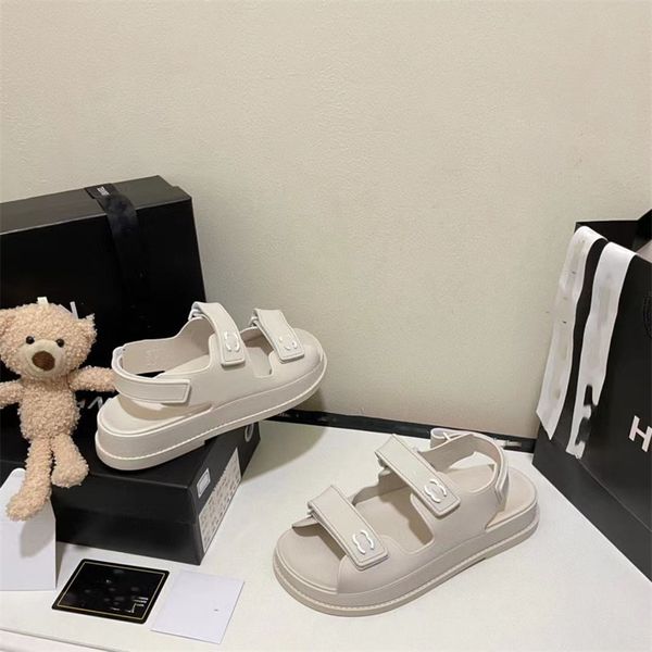 2023 summer luxury designer women's shoes flat sandals channel thick-soled casual open toe fashion women brand shoe beach sandals comfo, Black
2023 summer luxury designer women's shoes flat sandals channel thick-soled casual open toe fashion women brand shoe beach sandals comfo, Black