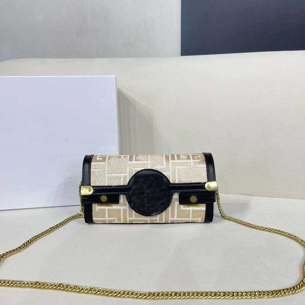13 colours shoulder crossbody bags totes cylinder square branded letter b wallet for women brand shoulder chain messengers 220712
13 colours shoulder crossbody bags totes cylinder square branded letter b wallet for women brand shoulder chain messengers 220712