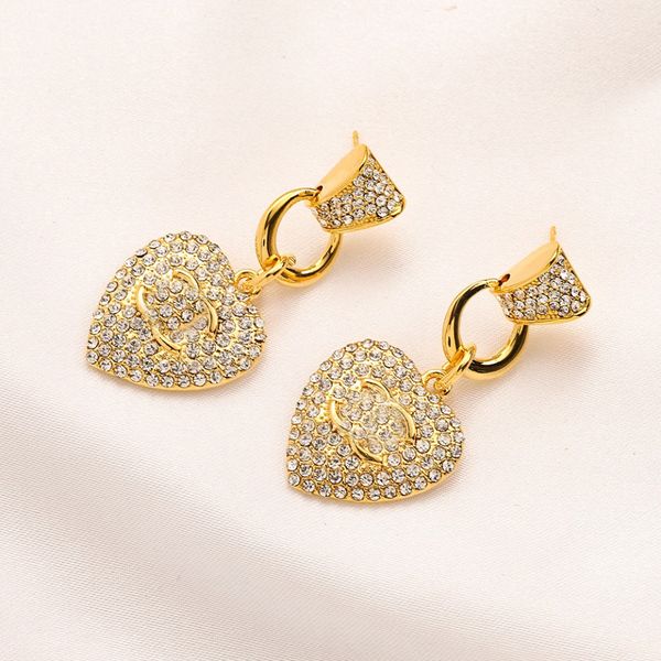 designer ear stud earrings silver plated copper zircon brand designers cz diamond geometry letters earring for fashion women wedding party l, Golden;silver
designer ear stud earrings silver plated copper zircon brand designers cz diamond geometry letters earring for fashion women wedding party l, Golden;silver