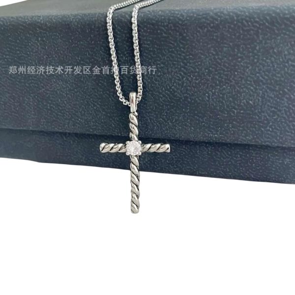 

Classic Designer DY Necklace Jewelry Luxury Fashion jewelry Cross Single Diamond Pendant Clavicle Necklace Quick Sale DY Jewelry Christmas gift jewelry necklace