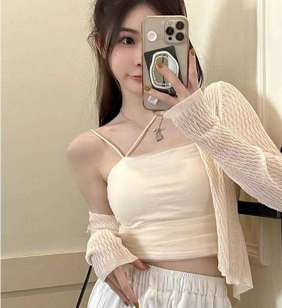 spring pure desire sweater style slim fit short mesh stitching small sling, White;black
spring pure desire sweater style slim fit short mesh stitching small sling, White;black