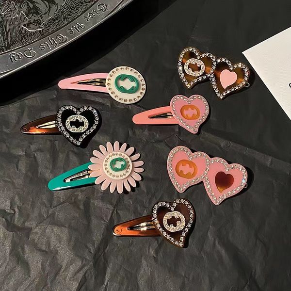 designer fashion barrettes personality letter g hairpin hairpin womens simple personality letter clip high quality, Golden;silver
designer fashion barrettes personality letter g hairpin hairpin womens simple personality letter clip high quality, Golden;silver