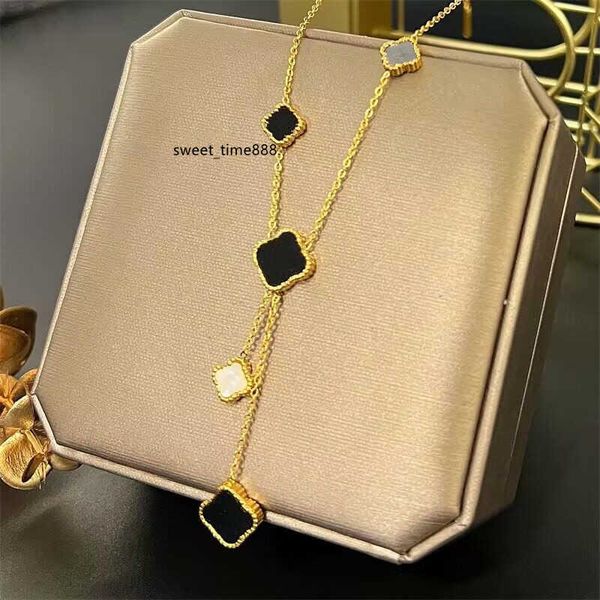 luxury designer jewelry v necklace gold necklaces sterling silver jewelry designers for women chain party wedding engagement lovers gift
luxury designer jewelry v necklace gold necklaces sterling silver jewelry designers for women chain party wedding engagement lovers gift