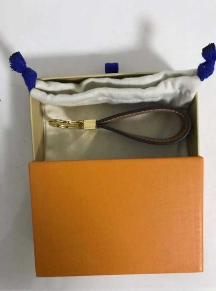 keychains lanyards 2023 fashion brand designer key chain gift men's and women's souvenir car bag accessory box motion current 68es, Silver
keychains lanyards 2023 fashion brand designer key chain gift men's and women's souvenir car bag accessory box motion current 68es, Silver