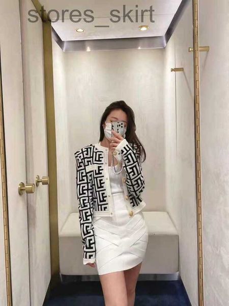 women's jackets designerbalm new women's brand jacket 2023 spring jacket fashion letter metal buckle coat print knitting cardigan, Black;brown
women's jackets designerbalm new women's brand jacket 2023 spring jacket fashion letter metal buckle coat print knitting cardigan, Black;brown