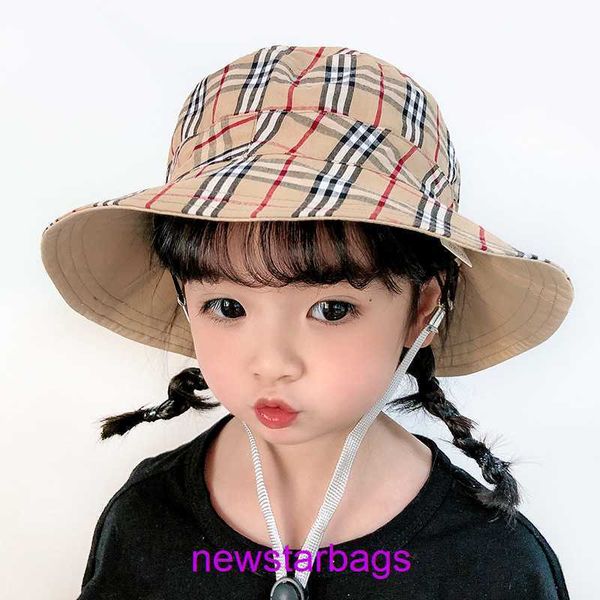 brand designer burbberys hat online store baby fisherman hat children's basin boys and girls' sun visor checkered summer trendy, Blue;gray
brand designer burbberys hat online store baby fisherman hat children's basin boys and girls' sun visor checkered summer trendy, Blue;gray