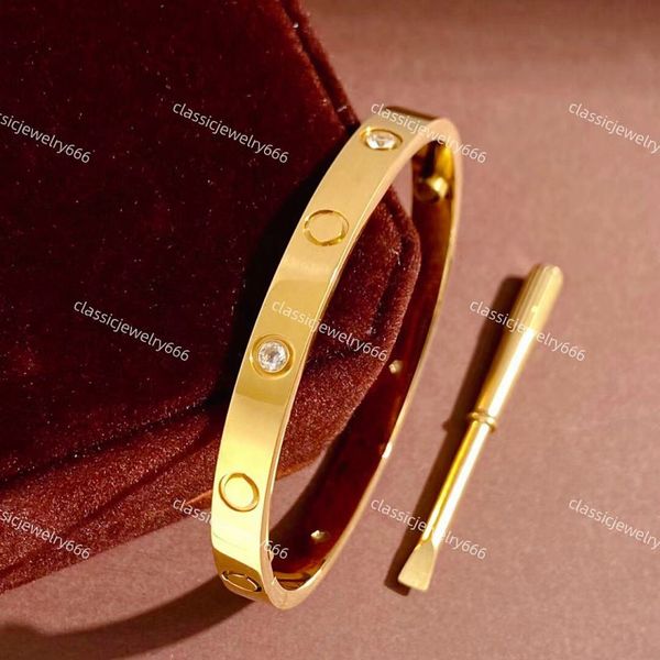 classic women's screw bracelet fashion brand love bracelet 18k gold jewelry wedding gift 316l stainless steel factory, Golden;silver
classic women's screw bracelet fashion brand love bracelet 18k gold jewelry wedding gift 316l stainless steel factory, Golden;silver