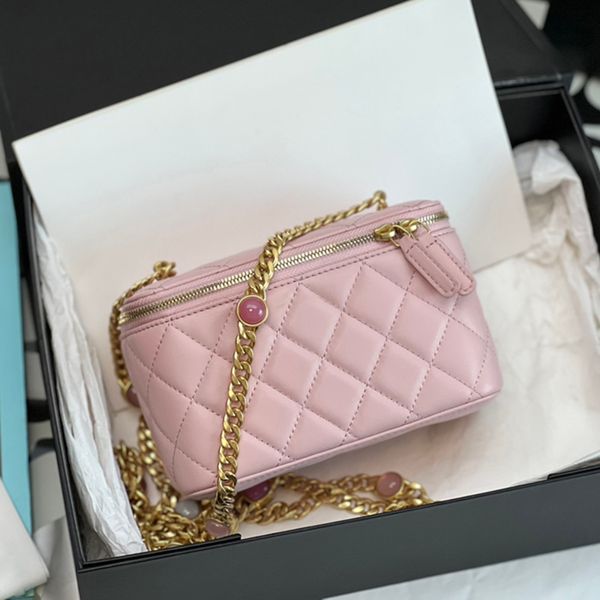 luxury lipstick bag designer cosmetic bag genuine leather handbag 17cm high imitation shoulder bag with box zc141
luxury lipstick bag designer cosmetic bag genuine leather handbag 17cm high imitation shoulder bag with box zc141