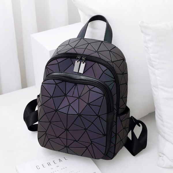 backpack women's 2023 new fashion trend night glow color changing foreign style ins lingge travel versatile book bag
backpack women's 2023 new fashion trend night glow color changing foreign style ins lingge travel versatile book bag