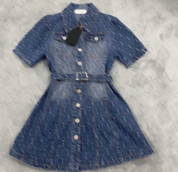 denim dresses exquisite jacquard letters embellished lapel pocket short sleeve dress corset waist version type custom button belt slim maxis, Black;gray
denim dresses exquisite jacquard letters embellished lapel pocket short sleeve dress corset waist version type custom button belt slim maxis, Black;gray