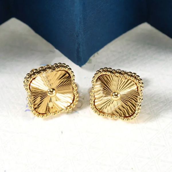 designers vintage cleef four leaf clover charm stud earrings back elegent flower shell silver fashion 18k gold fill for women&girls valentin, Golden
designers vintage cleef four leaf clover charm stud earrings back elegent flower shell silver fashion 18k gold fill for women&girls valentin, Golden