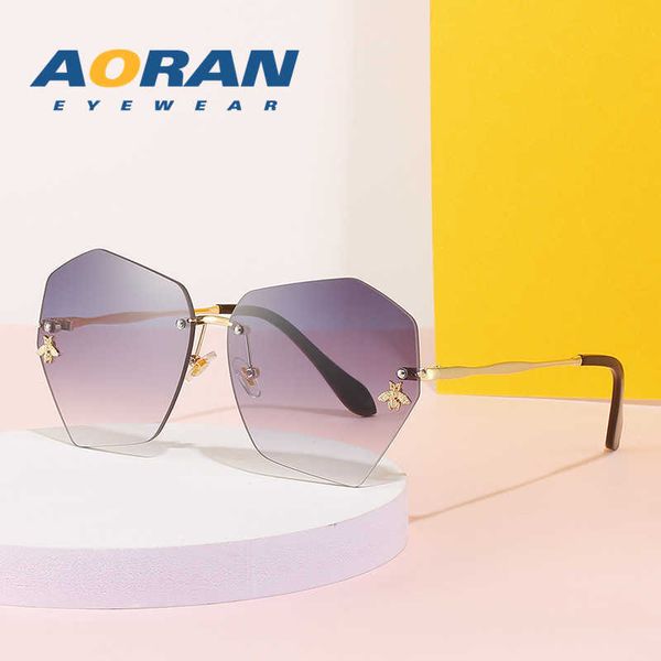 2023 new borderless trimmed sunglasses for women korean version chaowang red round face large frame slim anti uv sunglasses, White;black
2023 new borderless trimmed sunglasses for women korean version chaowang red round face large frame slim anti uv sunglasses, White;black