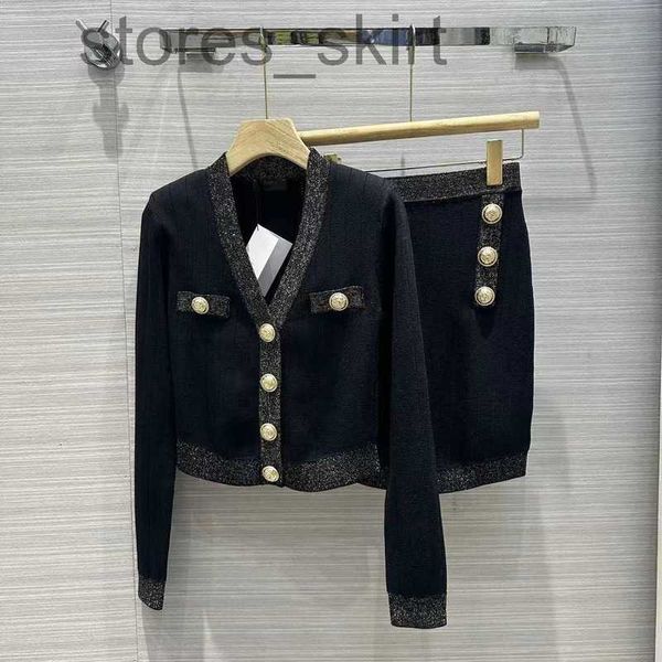 two piece dress designermilan runway two piece dress 2023 spring summer v neck long sleeve panelled designer women's two piece sets o6k, White
two piece dress designermilan runway two piece dress 2023 spring summer v neck long sleeve panelled designer women's two piece sets o6k, White