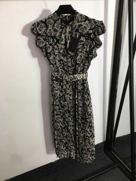 23ss summer dresses womens designer clothing women dress bow collar rose print belt tucked waist lotus leaf short-sleeved dress womens cloth, Black;gray
23ss summer dresses womens designer clothing women dress bow collar rose print belt tucked waist lotus leaf short-sleeved dress womens cloth, Black;gray