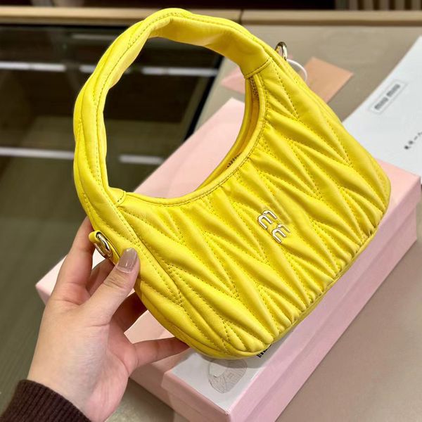 Designer handbags Woven Large Handbag Women Designer Leather Tote Handle Handbags Ladies Chain Shoulder Bag Totes 04, 1_color
Designer handbags Woven Large Handbag Women Designer Leather Tote Handle Handbags Ladies Chain Shoulder Bag Totes 04, 1_color