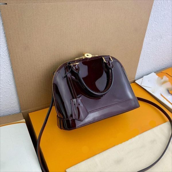 10a designer handbag wallet shoulder bag fashion lacquer leather women's handbag genuine leather crossbody bag luxury evening backpack
10a designer handbag wallet shoulder bag fashion lacquer leather women's handbag genuine leather crossbody bag luxury evening backpack