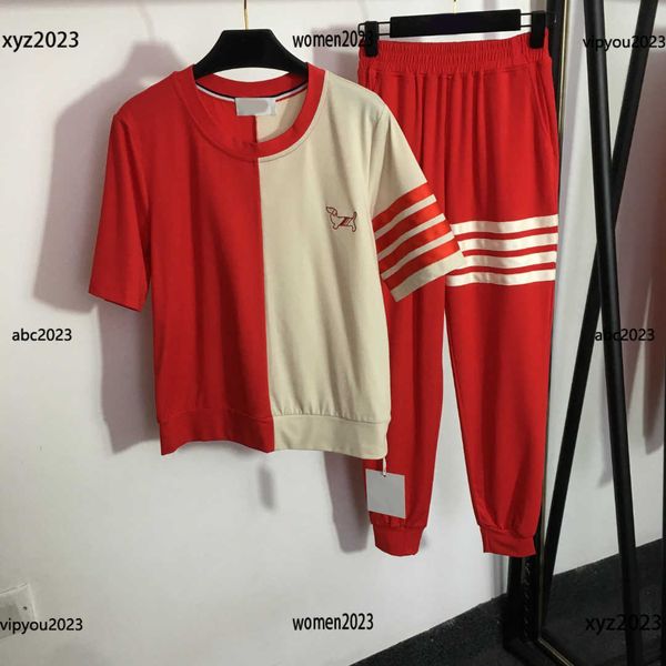 plus size tracksuits t-shirt sets fashion sports suits size s-xl 2pcs splicing design with short sleeves and long pants new arrival april12, Gray
plus size tracksuits t-shirt sets fashion sports suits size s-xl 2pcs splicing design with short sleeves and long pants new arrival april12, Gray