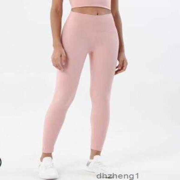 women's & capris yoga pants legging running fitness gym clothes women leggins seamless workout leggings nude high waist tights exercise, Black;white
women's & capris yoga pants legging running fitness gym clothes women leggins seamless workout leggings nude high waist tights exercise, Black;white