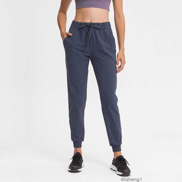 women's & capris l-96 classic joggers drawcord easy fit yoga with pocket sweat-wicking for fitness dancing sweatpants running track pan, Black;white
women's & capris l-96 classic joggers drawcord easy fit yoga with pocket sweat-wicking for fitness dancing sweatpants running track pan, Black;white