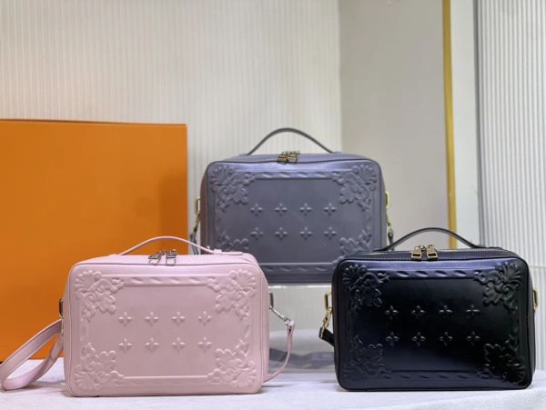 mt men bags handle soft trunk handbag city keepall bag sac plat tote ornaments women genuine leather relief designer shoulder crossbody wall
mt men bags handle soft trunk handbag city keepall bag sac plat tote ornaments women genuine leather relief designer shoulder crossbody wall