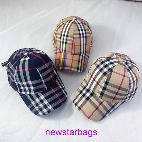 brand designer burbberys hat online store children's english plaid spring autumn summer boys' duck tongue girls' big eave let, Blue;gray
brand designer burbberys hat online store children's english plaid spring autumn summer boys' duck tongue girls' big eave let, Blue;gray