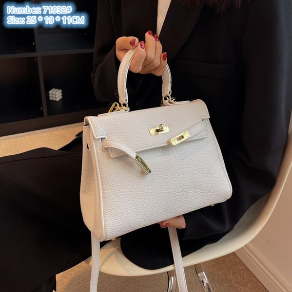 factory wholesale ladies shoulder bags 12 colors simple and versatile solid color litchi leather handbag elegant atmosphere black fashion ha
factory wholesale ladies shoulder bags 12 colors simple and versatile solid color litchi leather handbag elegant atmosphere black fashion ha